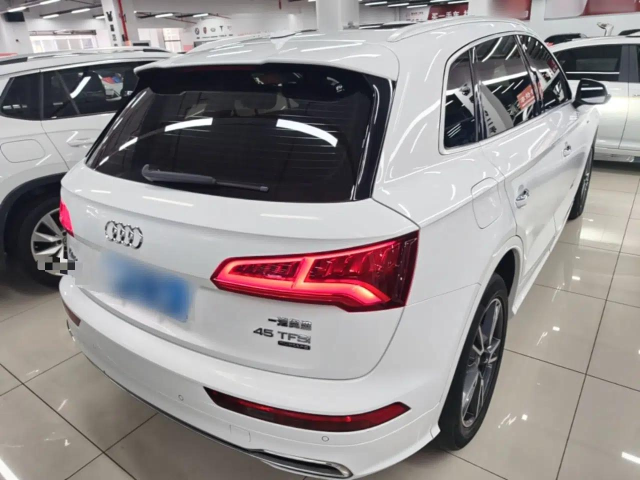 Audi Q5L 2018 45 TFSI Prestige Fashion Edition China V Emission Standard — миниатюра 6
