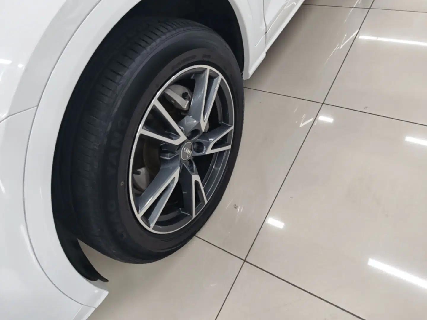 Audi Q5L 2018 45 TFSI Prestige Fashion Edition China V Emission Standard — миниатюра 10