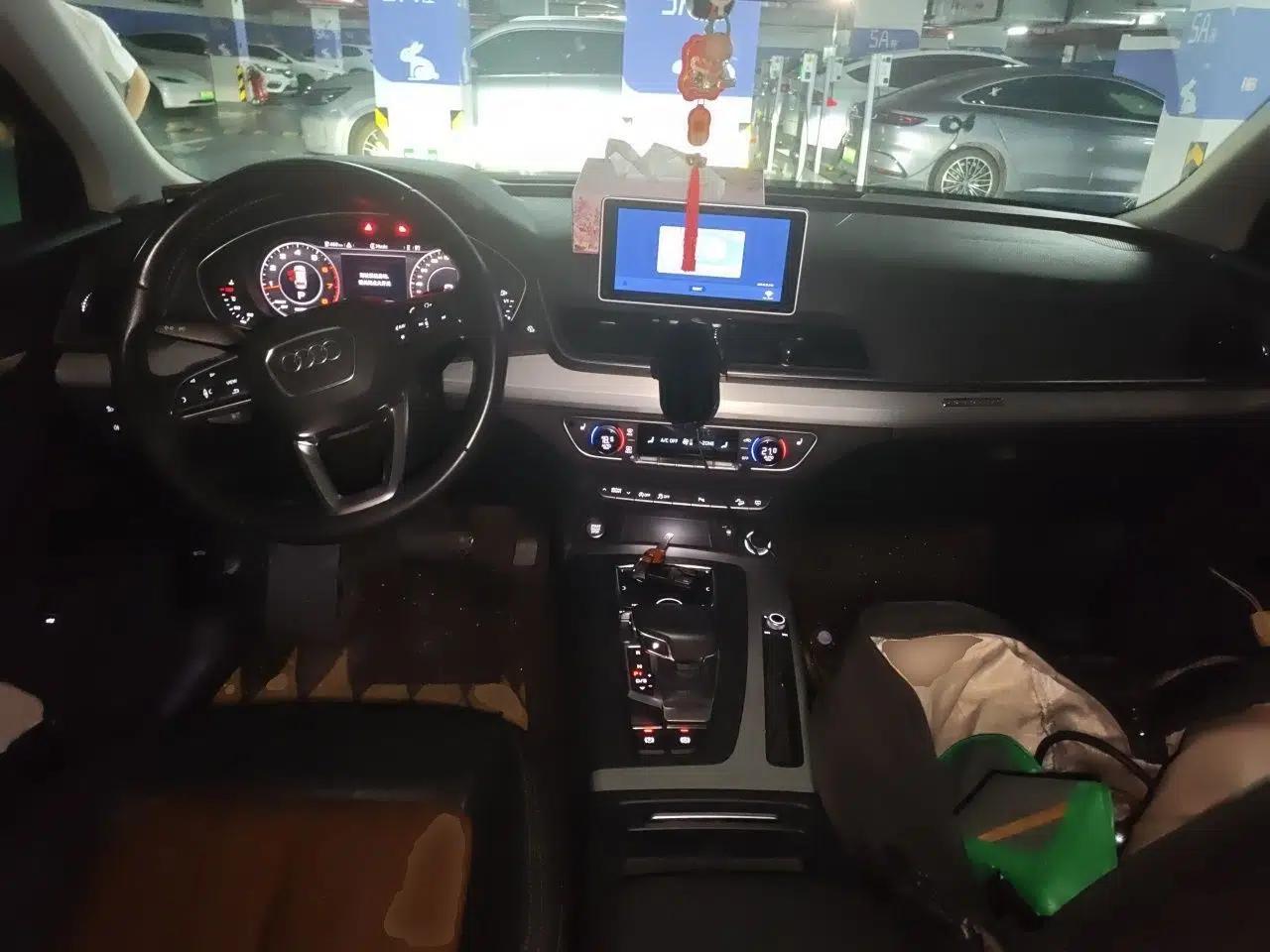Audi Q5L 2020 40 TFSI Prestige Fashion Edition — миниатюра 9