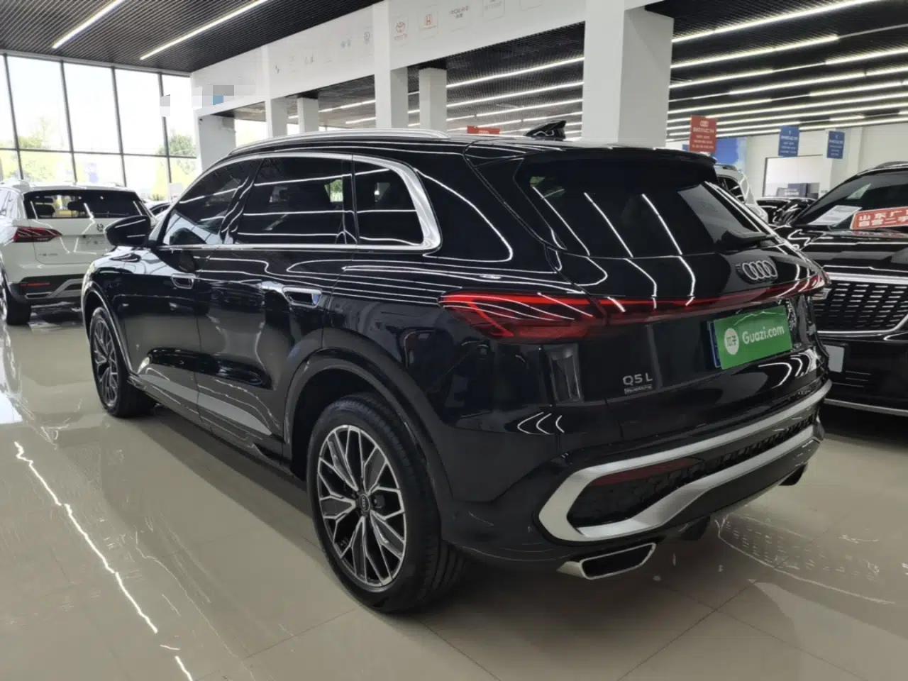 Audi Q5L 2026 150kW Smart Hybrid Luxury Edition — миниатюра 4