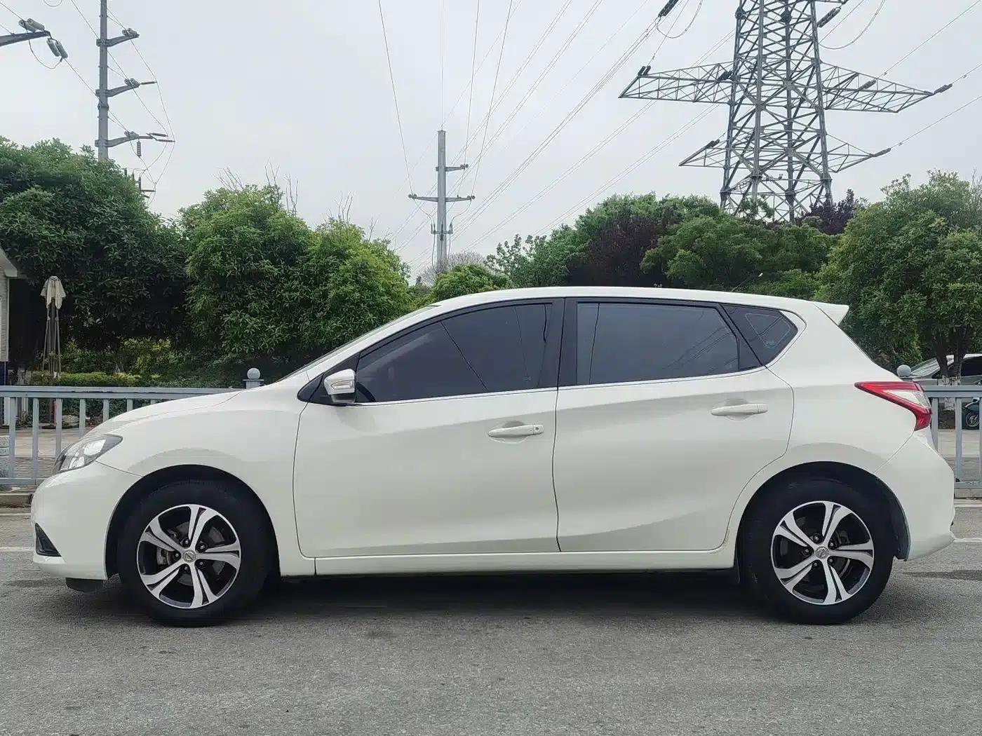 2016 Tiida 1.6L CVT Smart Edition — миниатюра 7
