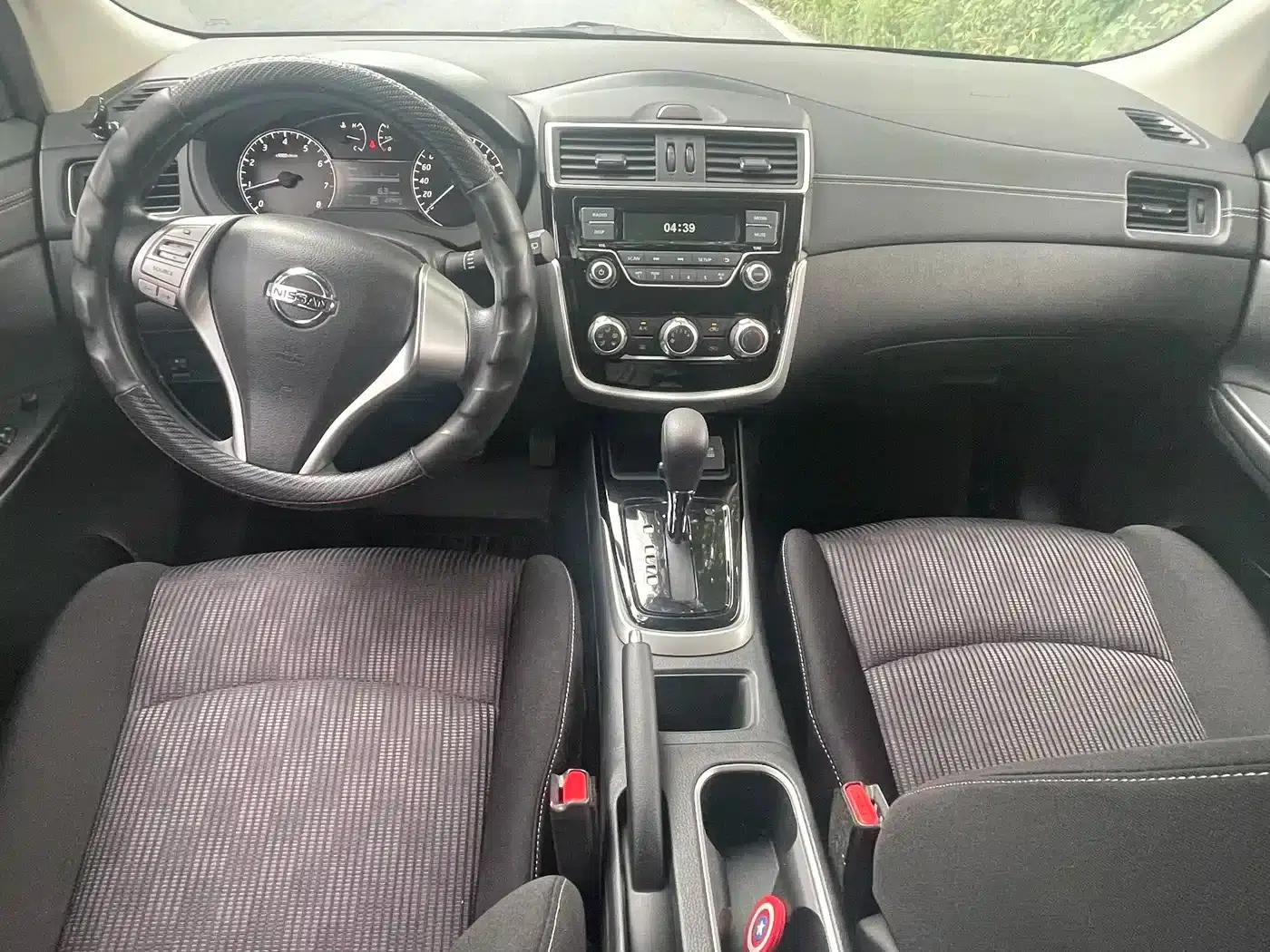 2016 Tiida 1.6L CVT Sport Edition — миниатюра 6