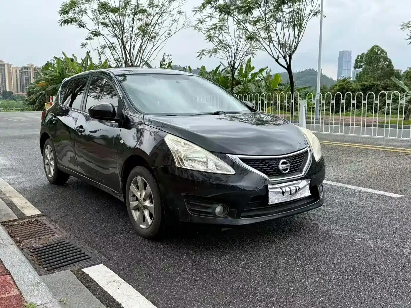 2011 Tiida 1.6L CVT Comfort Model — миниатюра 2