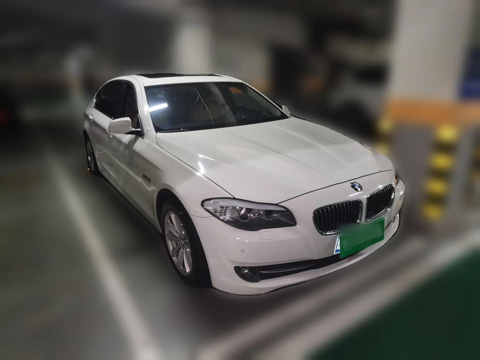 BMW 5 Series 2013 525Li Luxury Model — миниатюра 3