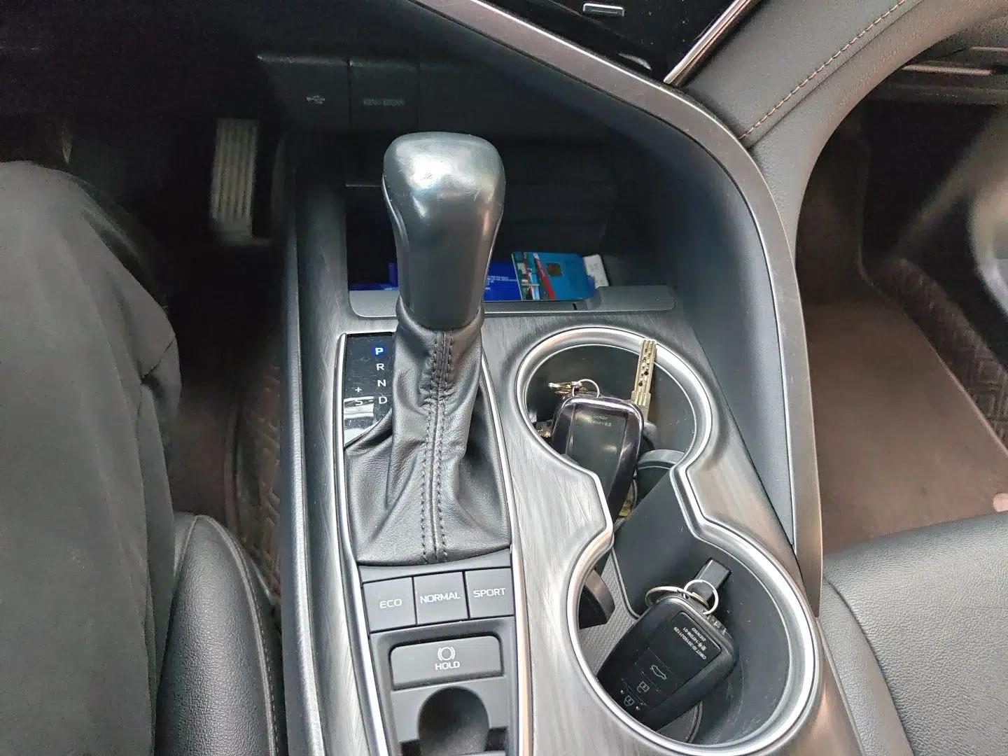 Toyota Camry 2021 2.5G Luxury Edition — миниатюра 14