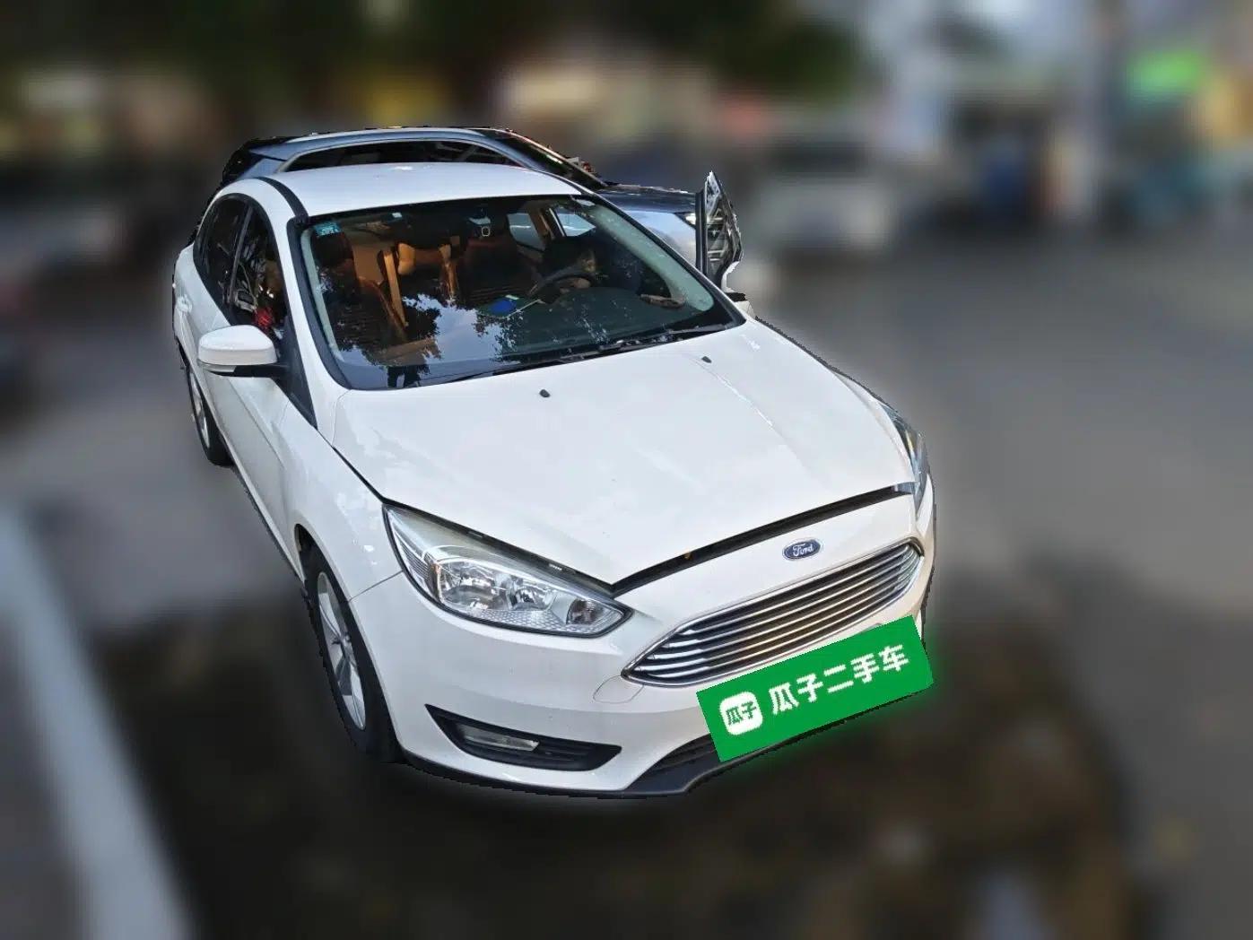 Ford Focus 2017 Sedan 1.6L Automatic Comfort Plus SmartDrive Edition — миниатюра 3
