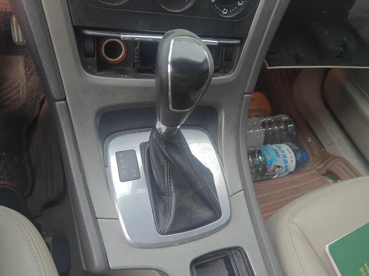 Ford Mondeo 2011 2.3L Fashion Edition — миниатюра 14
