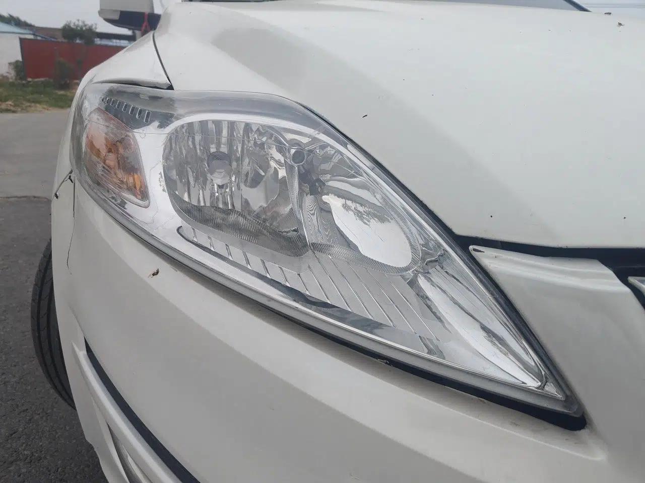 Ford Mondeo 2011 2.3L Fashion Edition — миниатюра 7