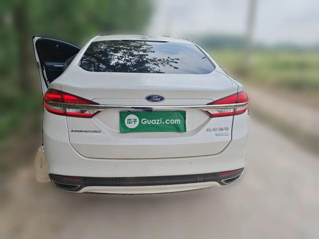 Ford Mondeo 2017 EcoBoost 180 Stylish Model — миниатюра 5