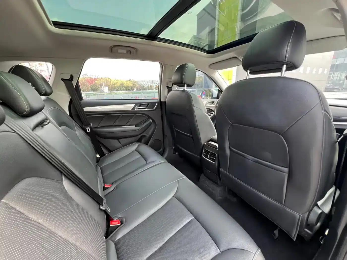 Roewe RX5 2018 20T Two-Wheel Drive Automatic Flagship Edition — миниатюра 13