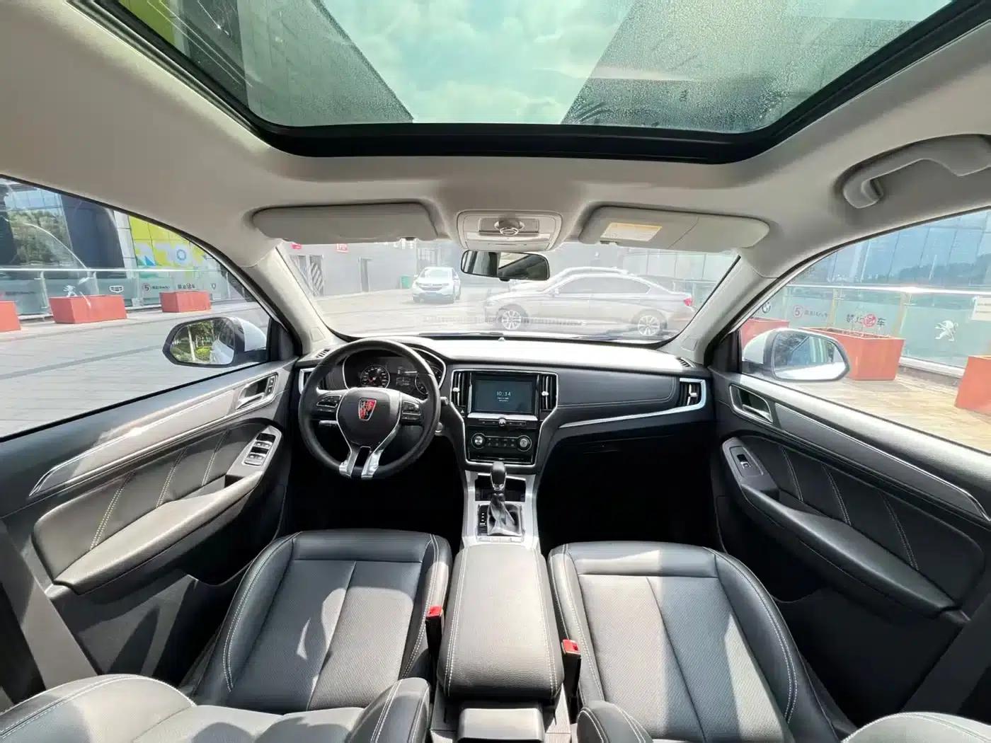Roewe RX5 2018 20T Two-Wheel Drive Automatic Flagship Edition — миниатюра 7