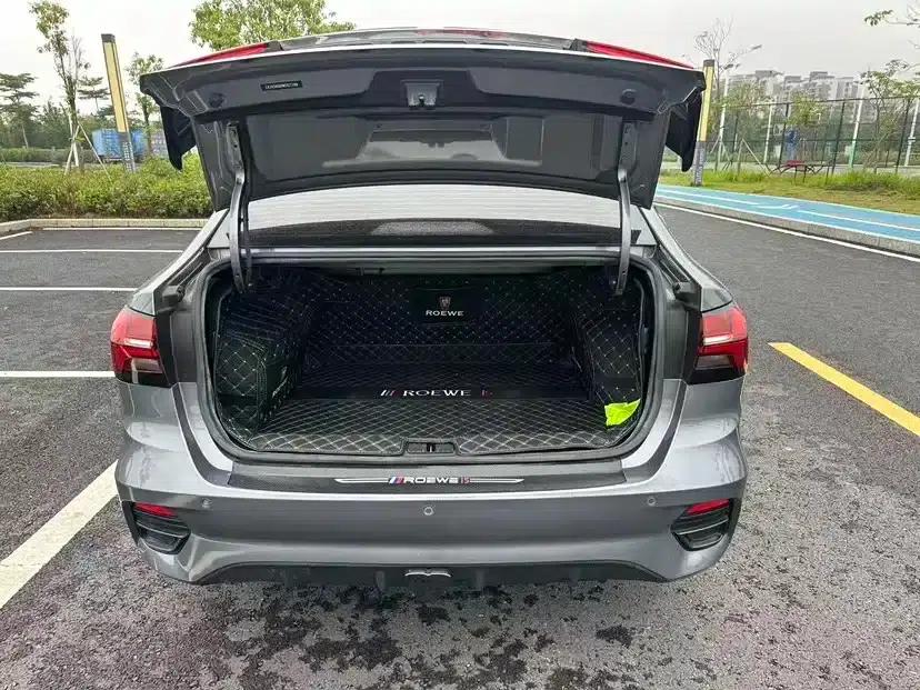 Roewe i5 2021 Facelift 1.5L CVT Diamond Edition — миниатюра 20