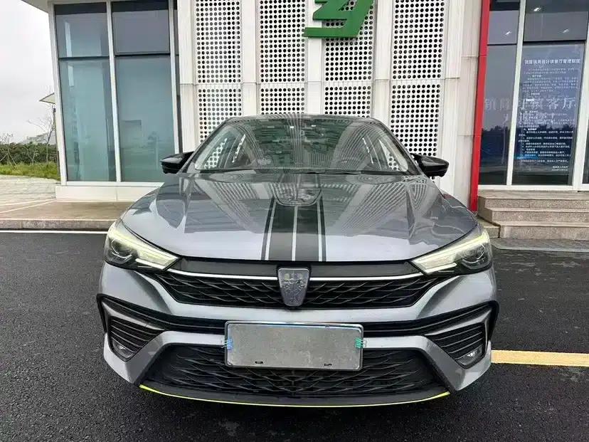 Roewe i5 2021 Facelift 1.5L CVT Diamond Edition — миниатюра 21