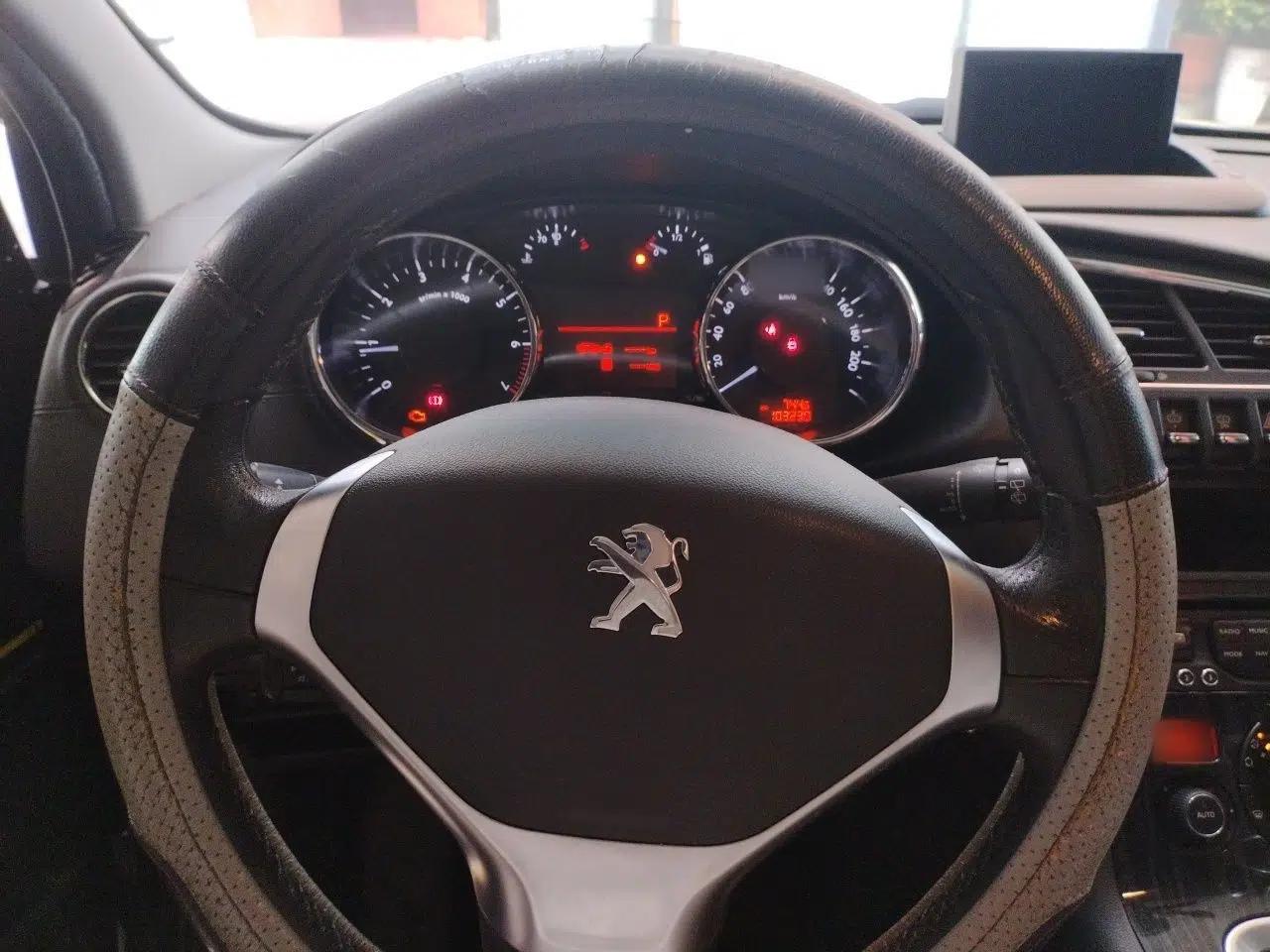 Peugeot 3008 2013 1.6THP Automatic Prestige Edition — миниатюра 10