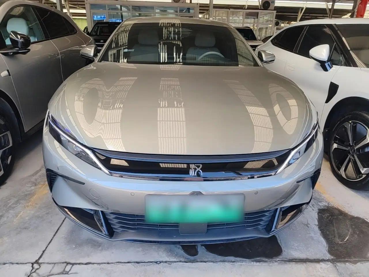 BYD Han 2025 Model EV Intelligent Driving Edition 635KM Flagship — миниатюра 2