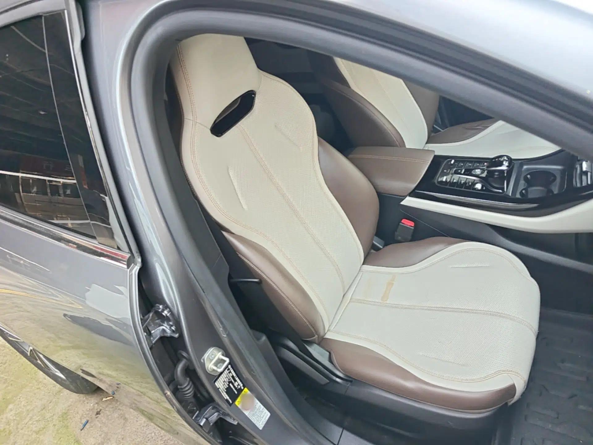 BYD Qin PLUS 2024 HONOR Edition DM-i 55KM Leading Model — миниатюра 19