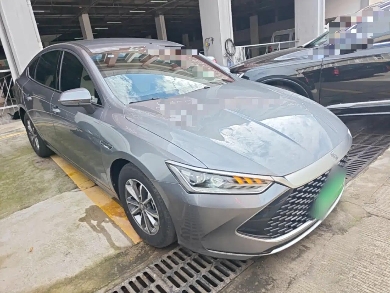BYD Qin PLUS 2024 HONOR Edition DM-i 55KM Leading Model — миниатюра 3