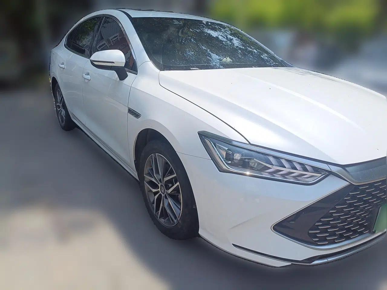 BYD Qin PLUS 2021 DM-i 55KM Flagship Model — миниатюра 3