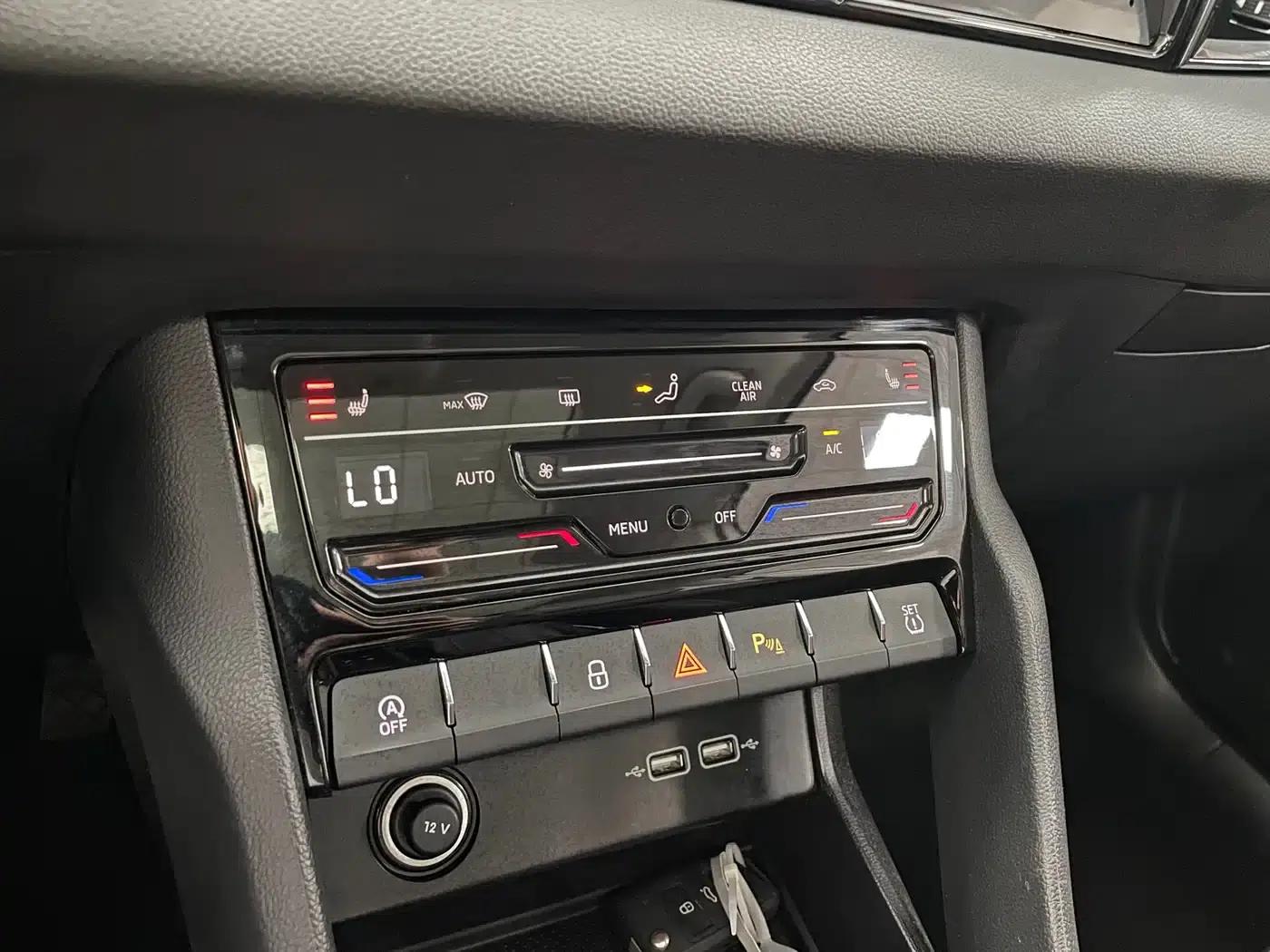 Karoq 2022 TSI280 Premium Edition — миниатюра 14