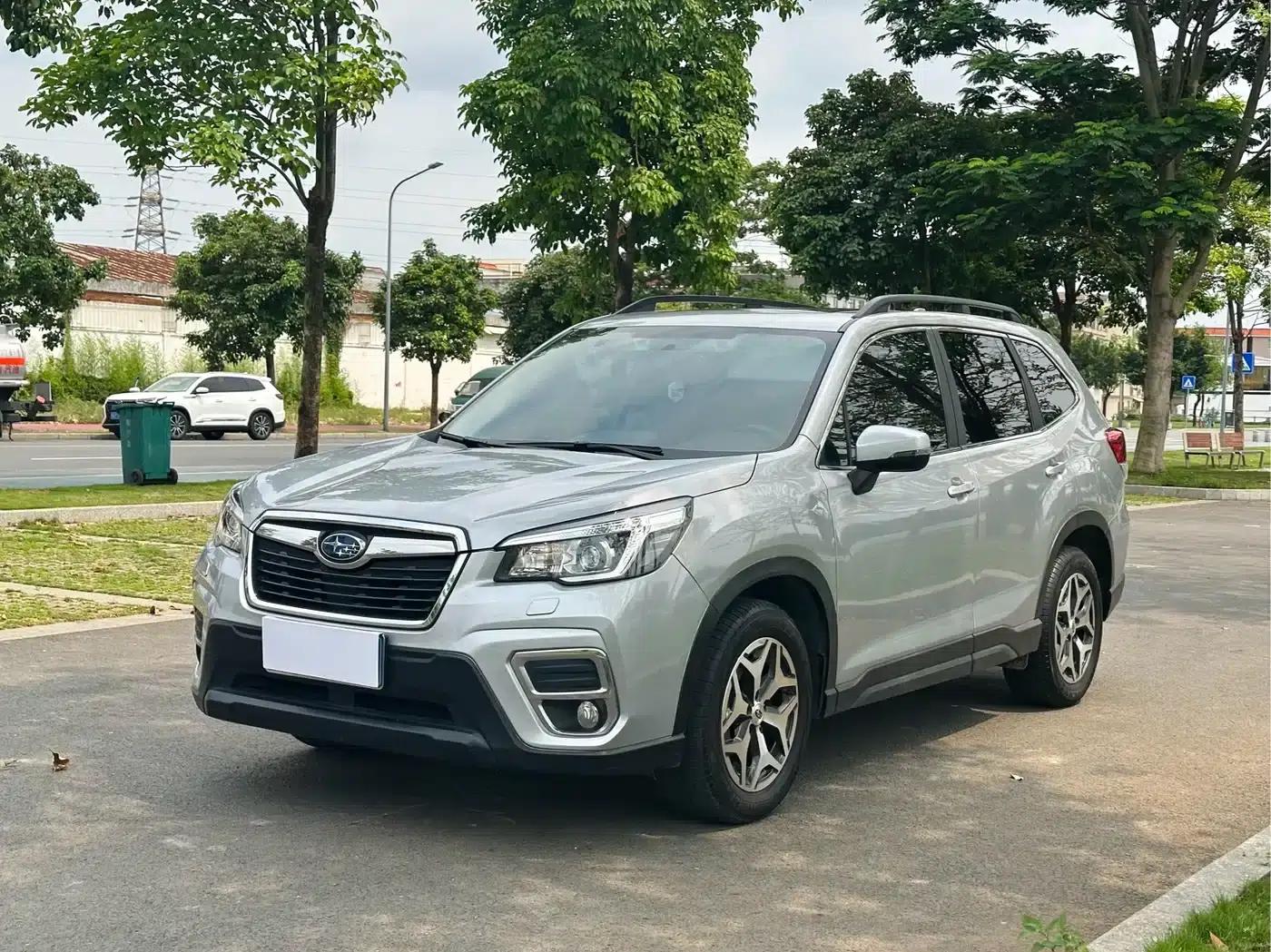Forester 2021 2.0i Luxury Edition — миниатюра 1