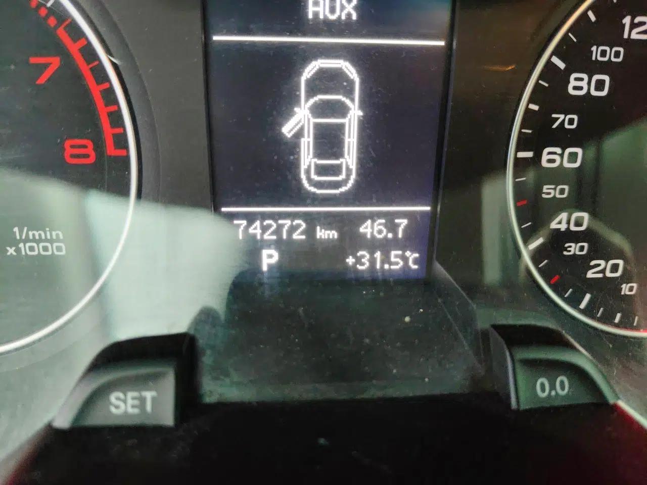 Audi A4L 2013 30 TFSI Automatic Comfort Model — миниатюра 12
