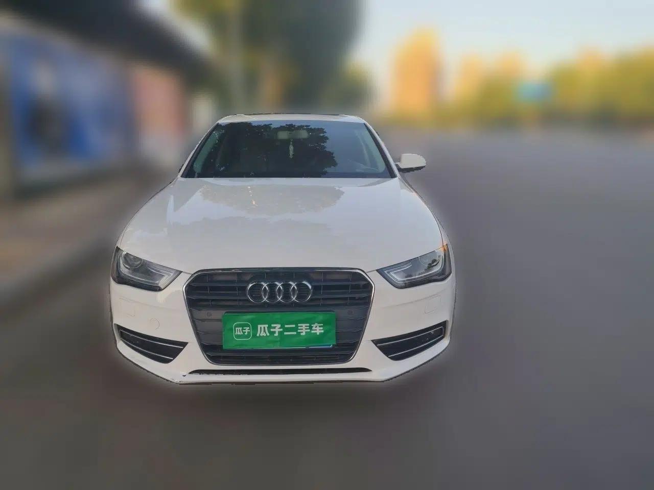 Audi A4L 2015 35 TFSI Automatic Standard Model — миниатюра 2
