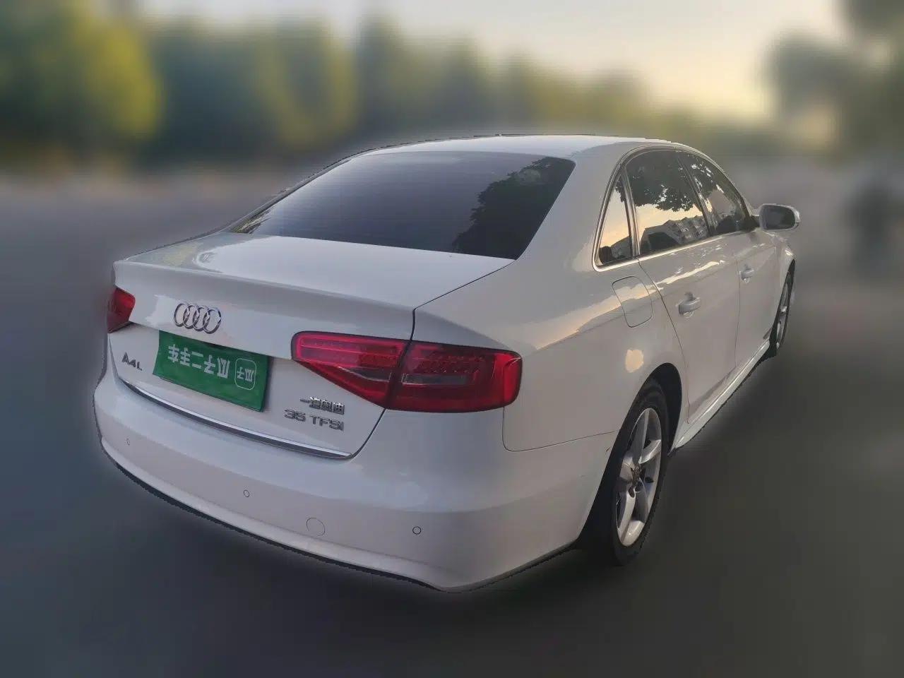 Audi A4L 2015 35 TFSI Automatic Standard Model — миниатюра 6