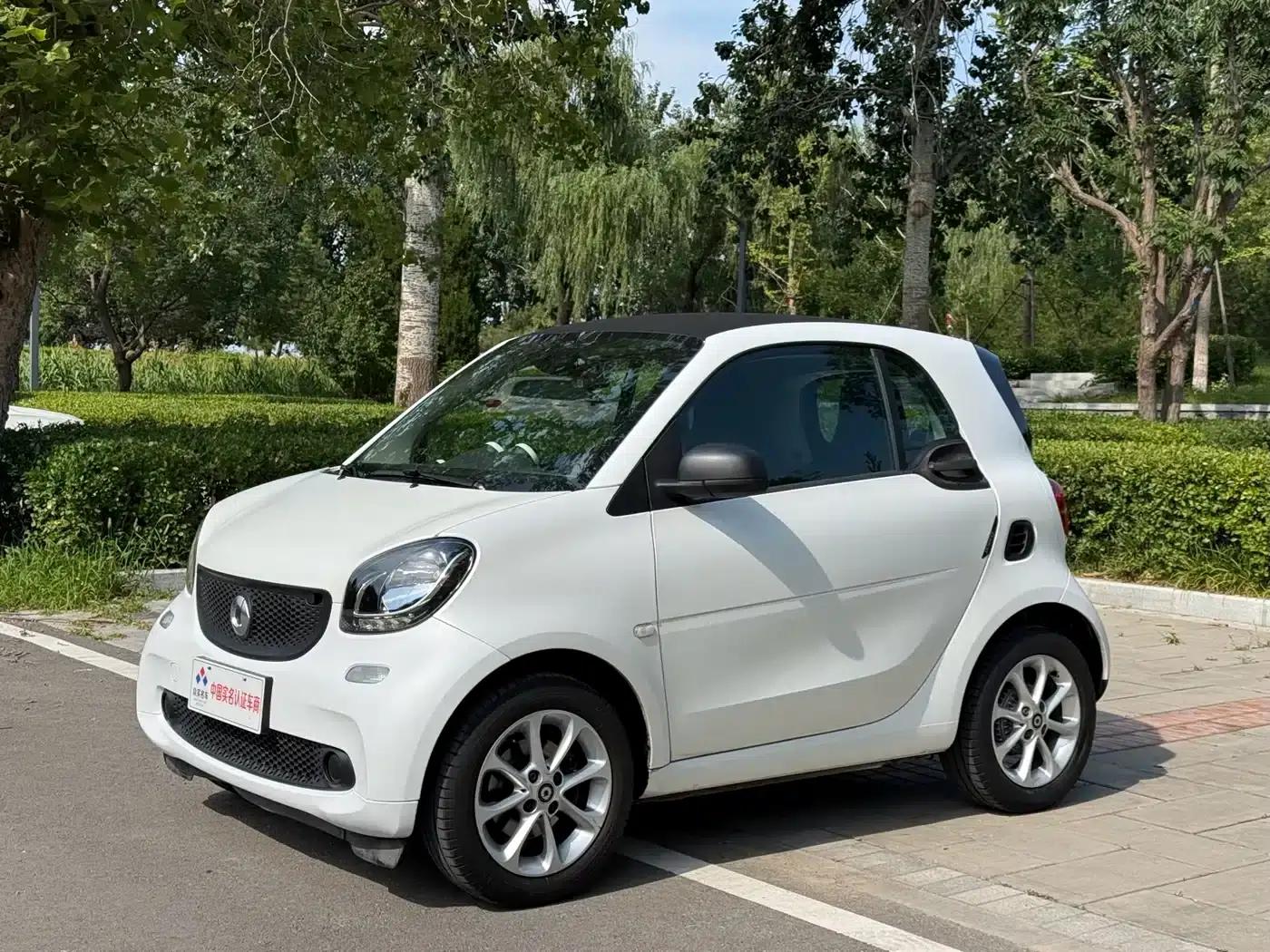 2018 Smart Fortwo 1.0L 52kW Hardtop Dynamic Edition (National V Emission Standard) — миниатюра 1