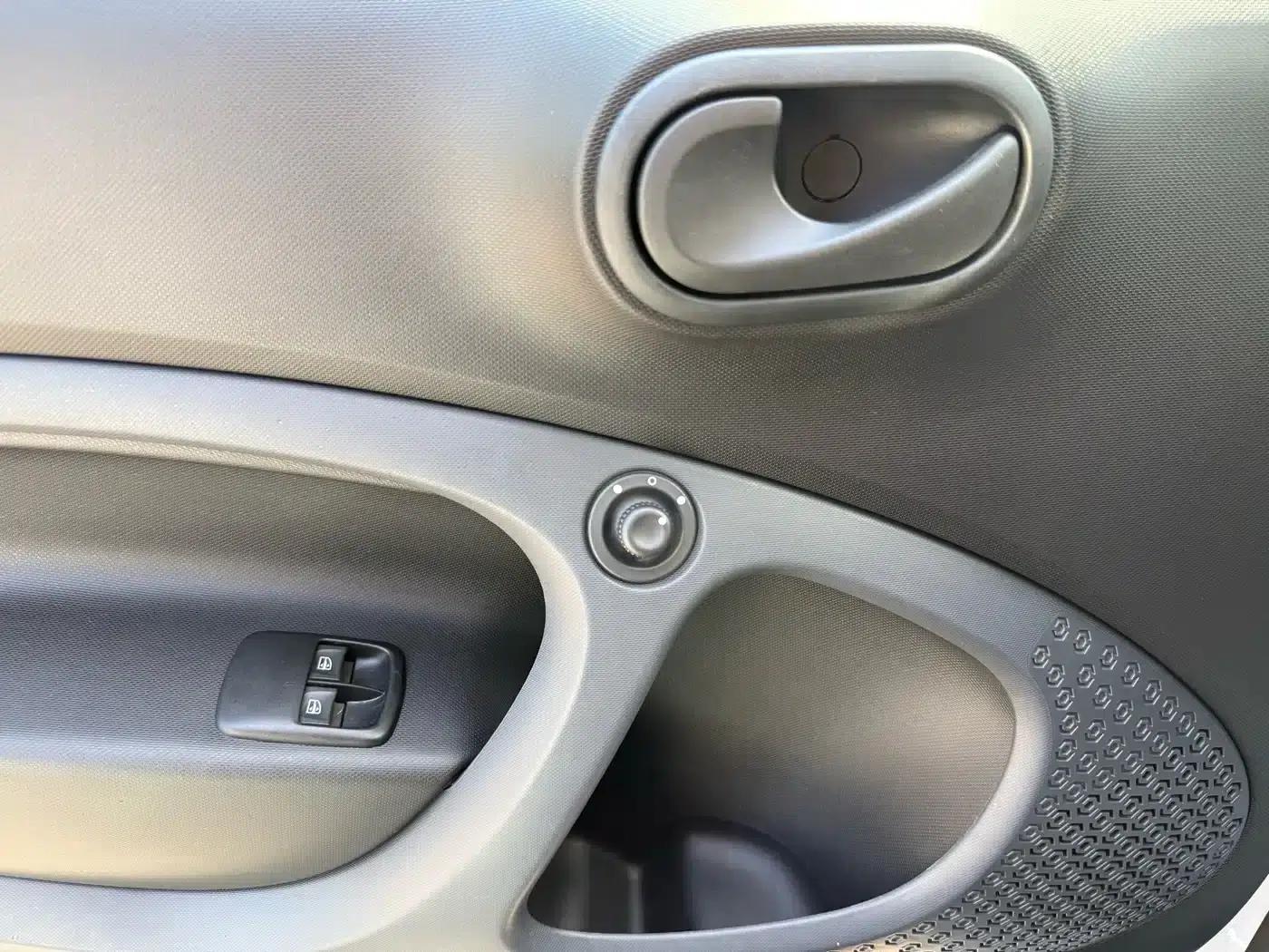 2018 Smart Fortwo 1.0L 52kW Hardtop Dynamic Edition (National V Emission Standard) — миниатюра 15
