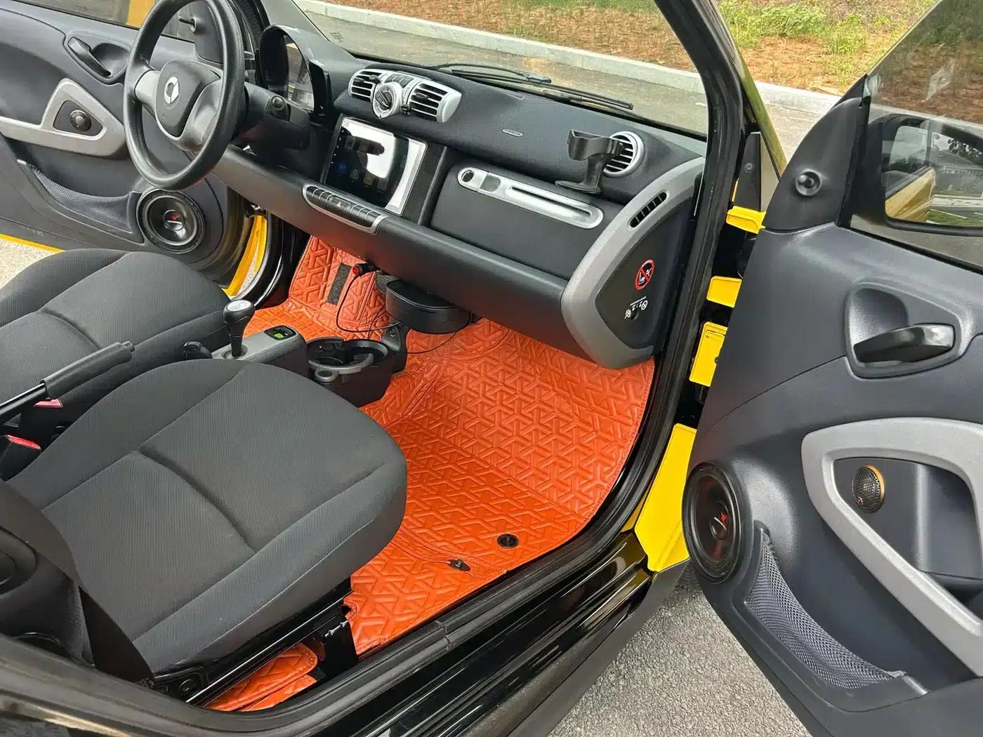 2012 Smart Fortwo 1.0 MHD Hardtop Standard Edition — миниатюра 4