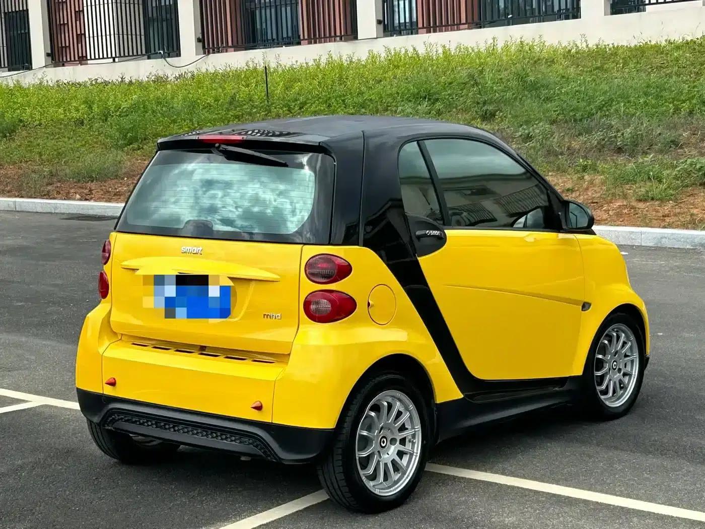 2012 Smart Fortwo 1.0 MHD Hardtop Standard Edition — миниатюра 9