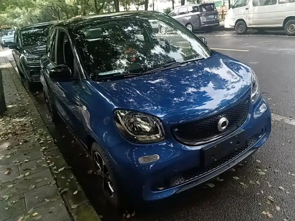 2016 Smart Forfour 1.0L 52kW Passion Edition — миниатюра 4