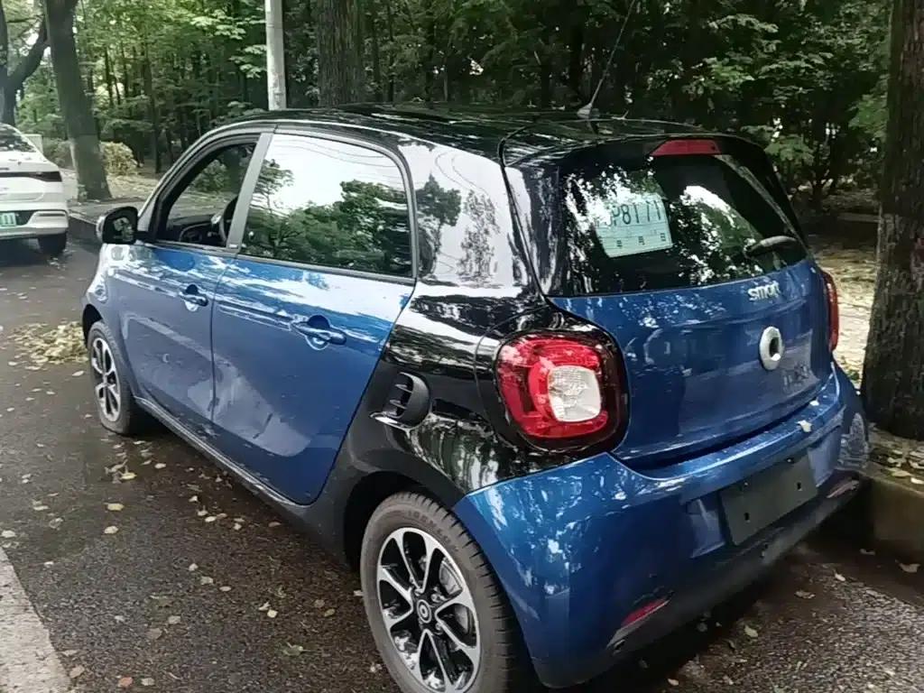 2016 Smart Forfour 1.0L 52kW Passion Edition — миниатюра 5