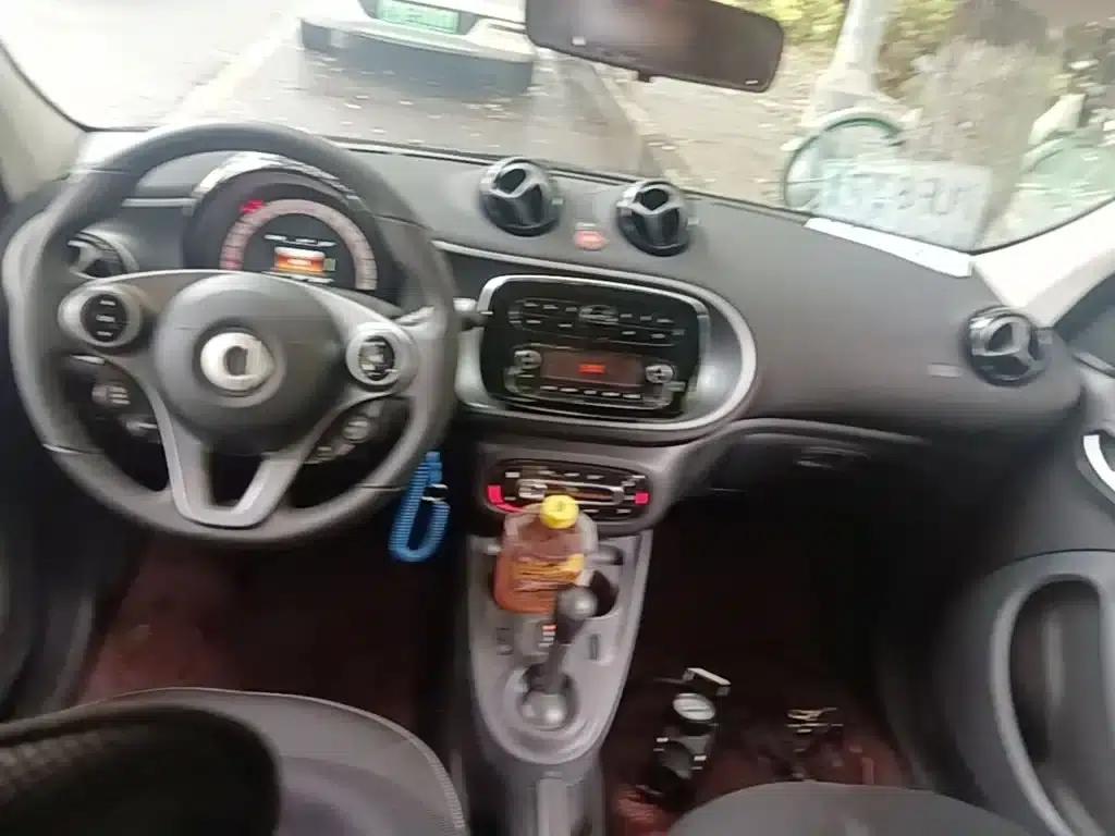 2016 Smart Forfour 1.0L 52kW Passion Edition — миниатюра 10