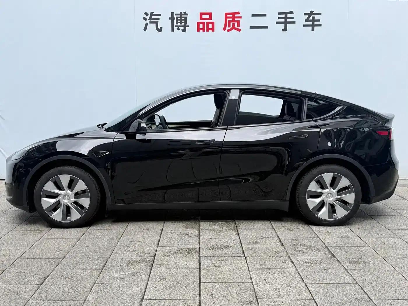 Model Y 2022 Rear-Wheel Drive — миниатюра 4