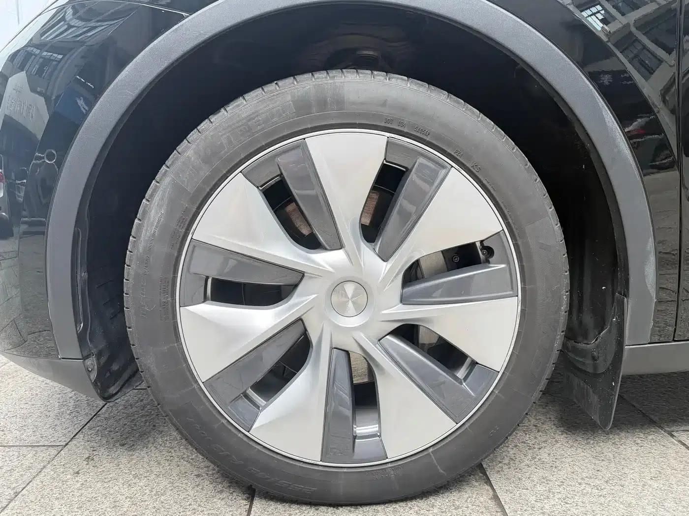 Model Y 2022 Rear-Wheel Drive — миниатюра 5