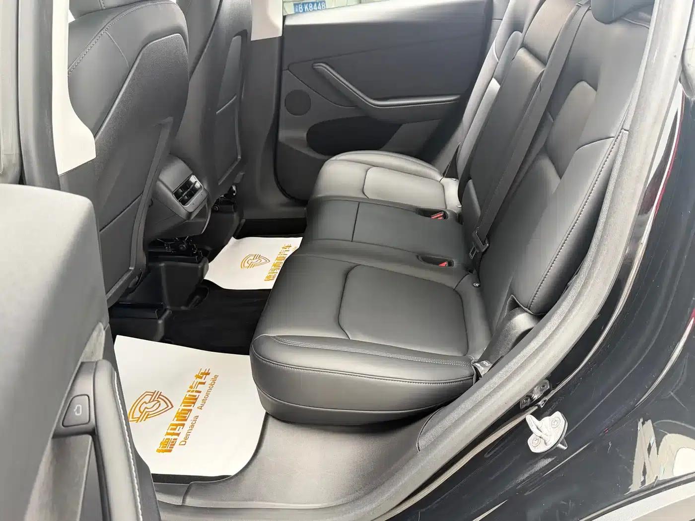 Model Y 2022 Rear-Wheel Drive — миниатюра 9