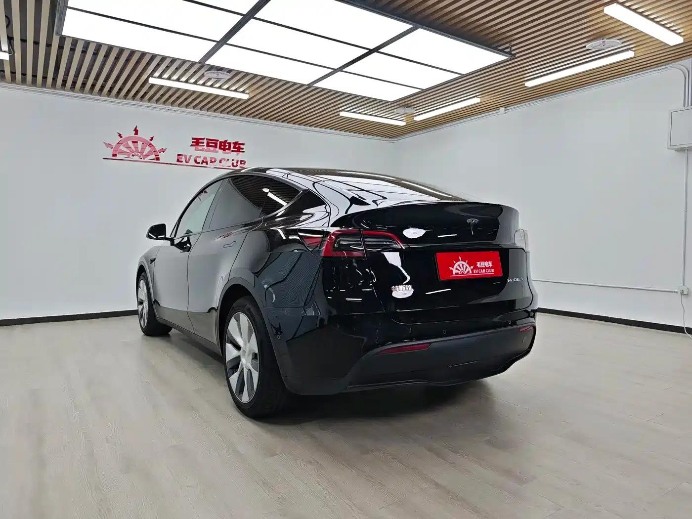 Model Y 2022 Facelift Rear-Wheel Drive Version — миниатюра 5