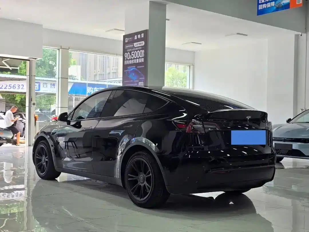 Model Y 2023 Rear-Wheel Drive — миниатюра 12