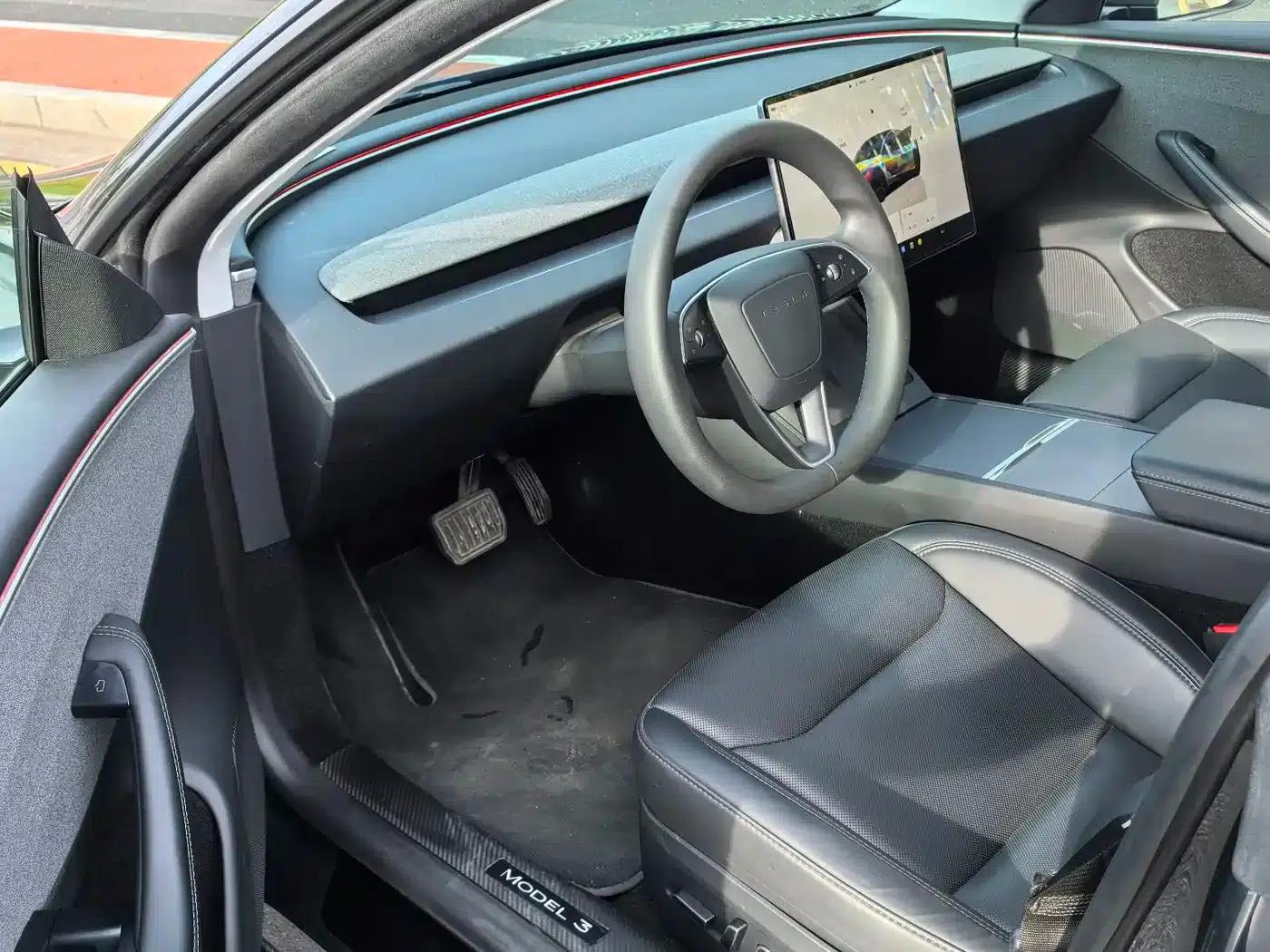 Model 3 2023 Rear-Wheel Drive — миниатюра 8
