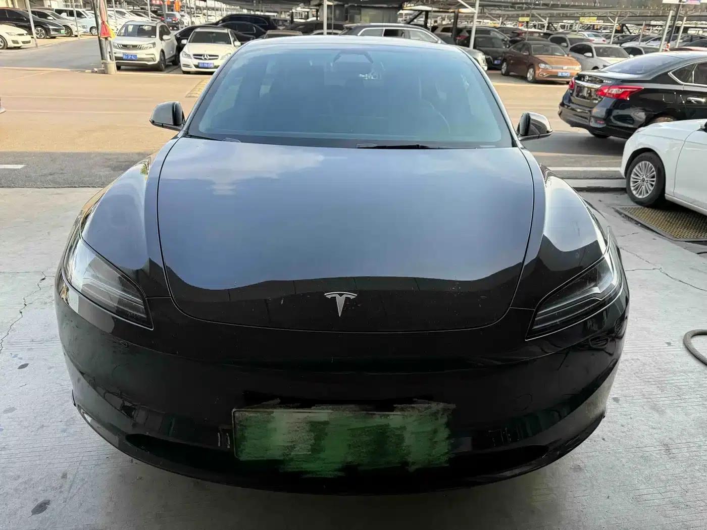 Model 3 2025 Rear-Wheel Drive — миниатюра 2