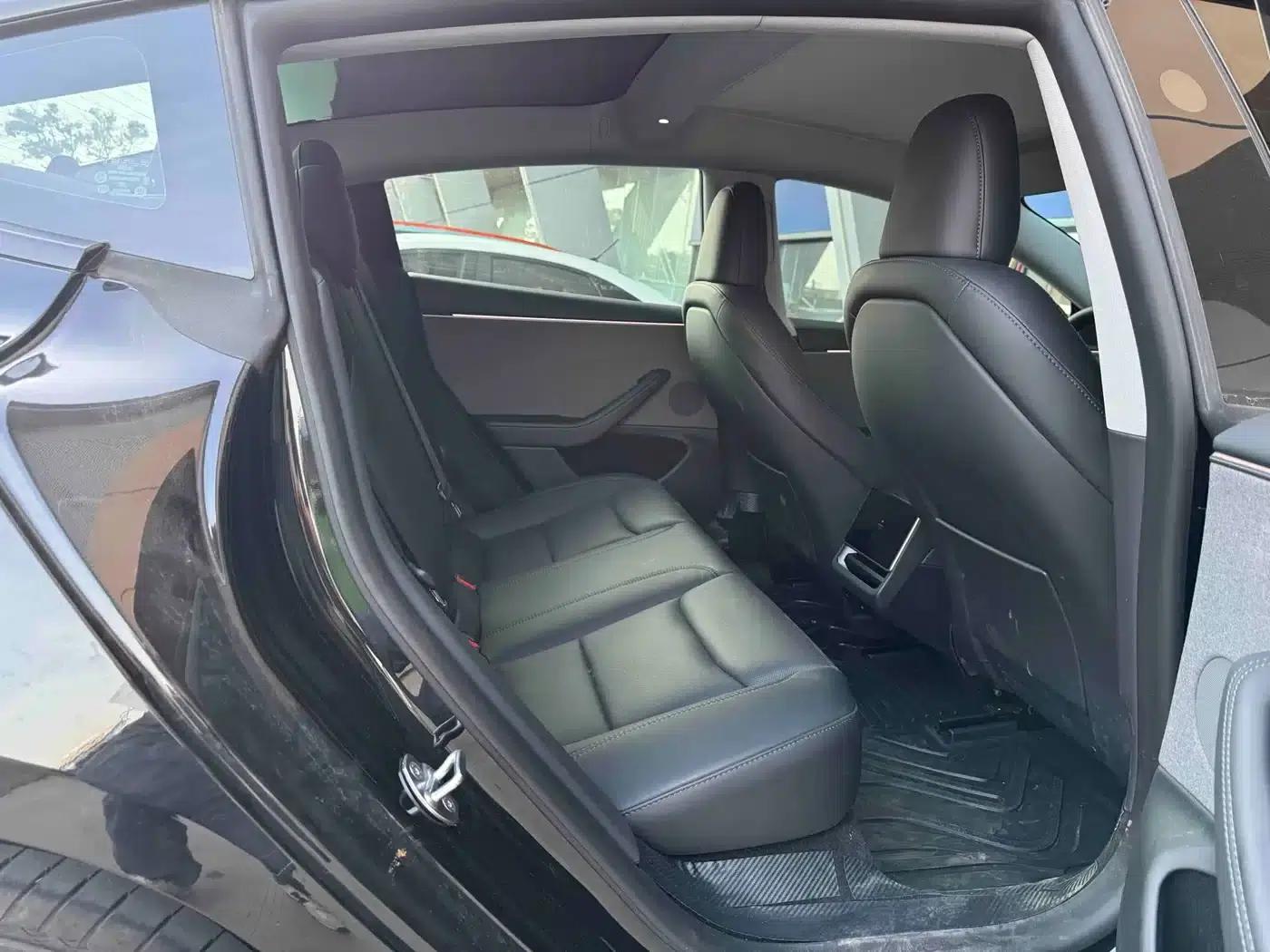 Model 3 2025 Rear-Wheel Drive — миниатюра 8