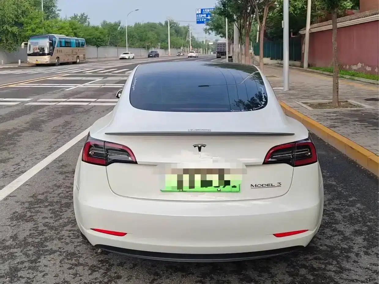 Model 3 2022 Performance All-Wheel Drive — миниатюра 4