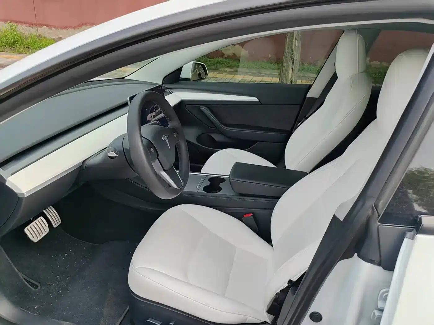 Model 3 2022 Performance All-Wheel Drive — миниатюра 6