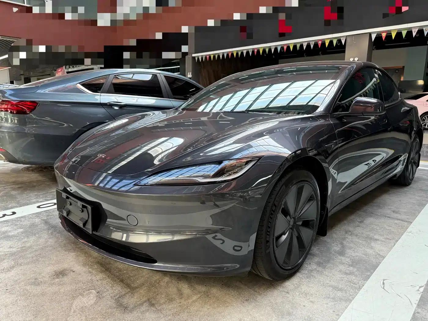 Model 3 2023 Rear-Wheel Drive — миниатюра 2