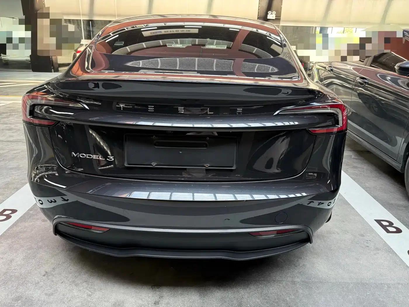 Model 3 2023 Rear-Wheel Drive — миниатюра 5