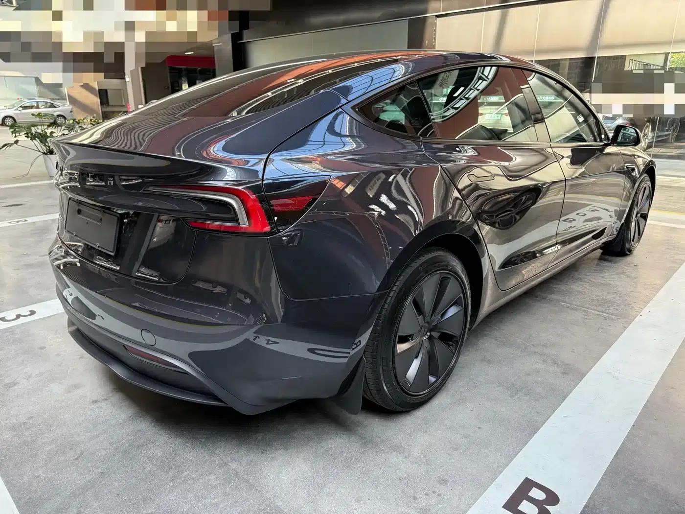 Model 3 2023 Rear-Wheel Drive — миниатюра 6