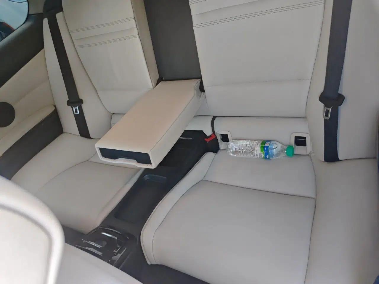 BMW 3 Series 2011 320i Coupe — миниатюра 17