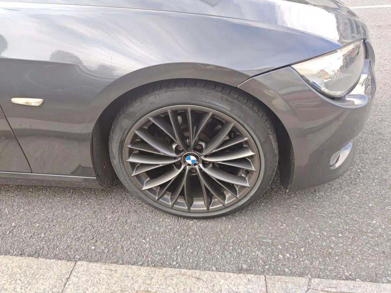BMW 3 Series 2011 320i Coupe — миниатюра 8