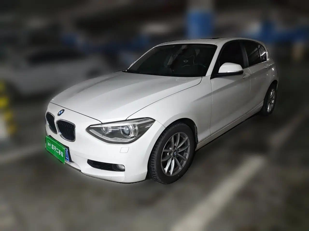 BMW 1 Series 2013 Facelifted 118i Leading Edition — миниатюра 1